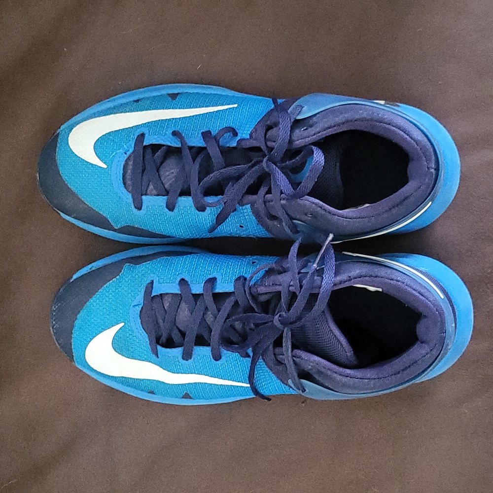 Boys Nike KD Trey 5 IV Shoes size 7Y